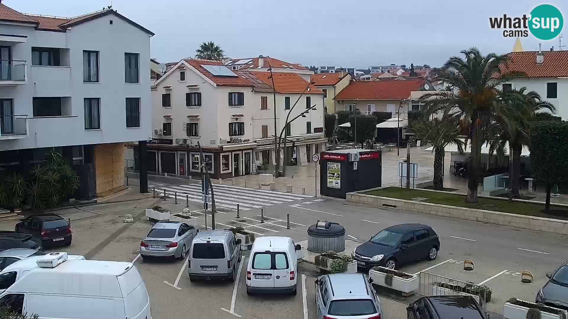 Webcam Novalja seaside promenade