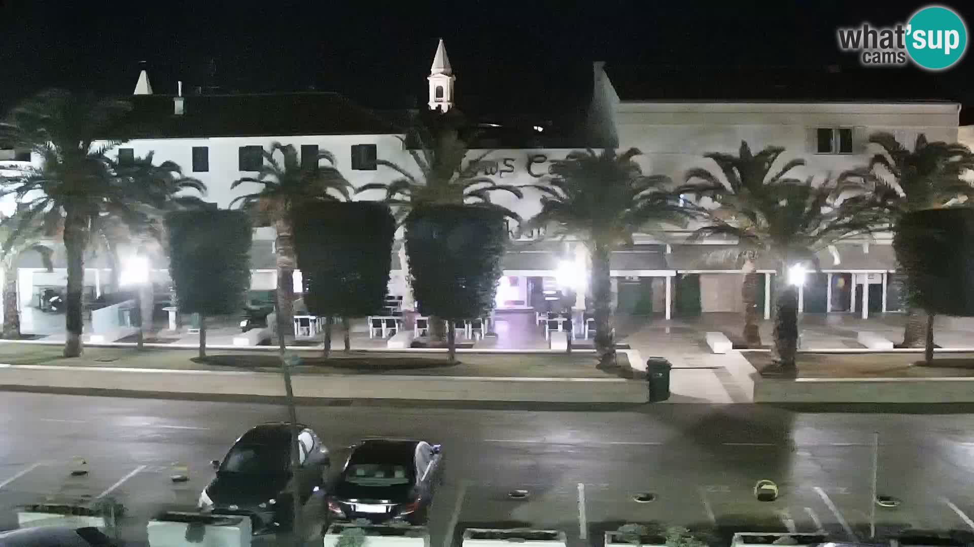 Webcam Novalja seaside promenade