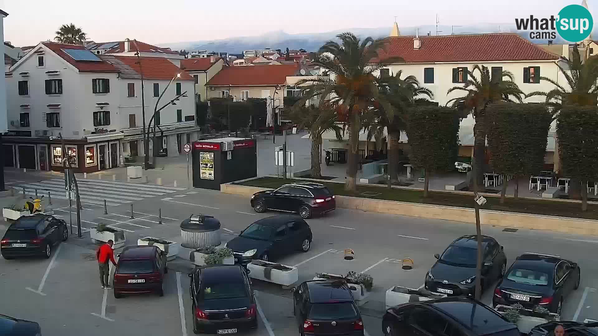 Webcam Novalja seaside promenade