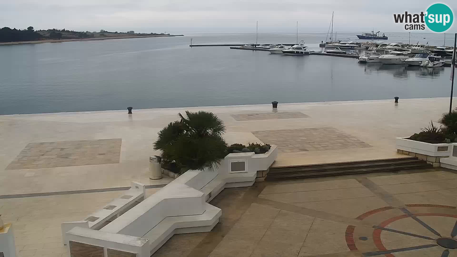 Livecam Promenade a Novalja