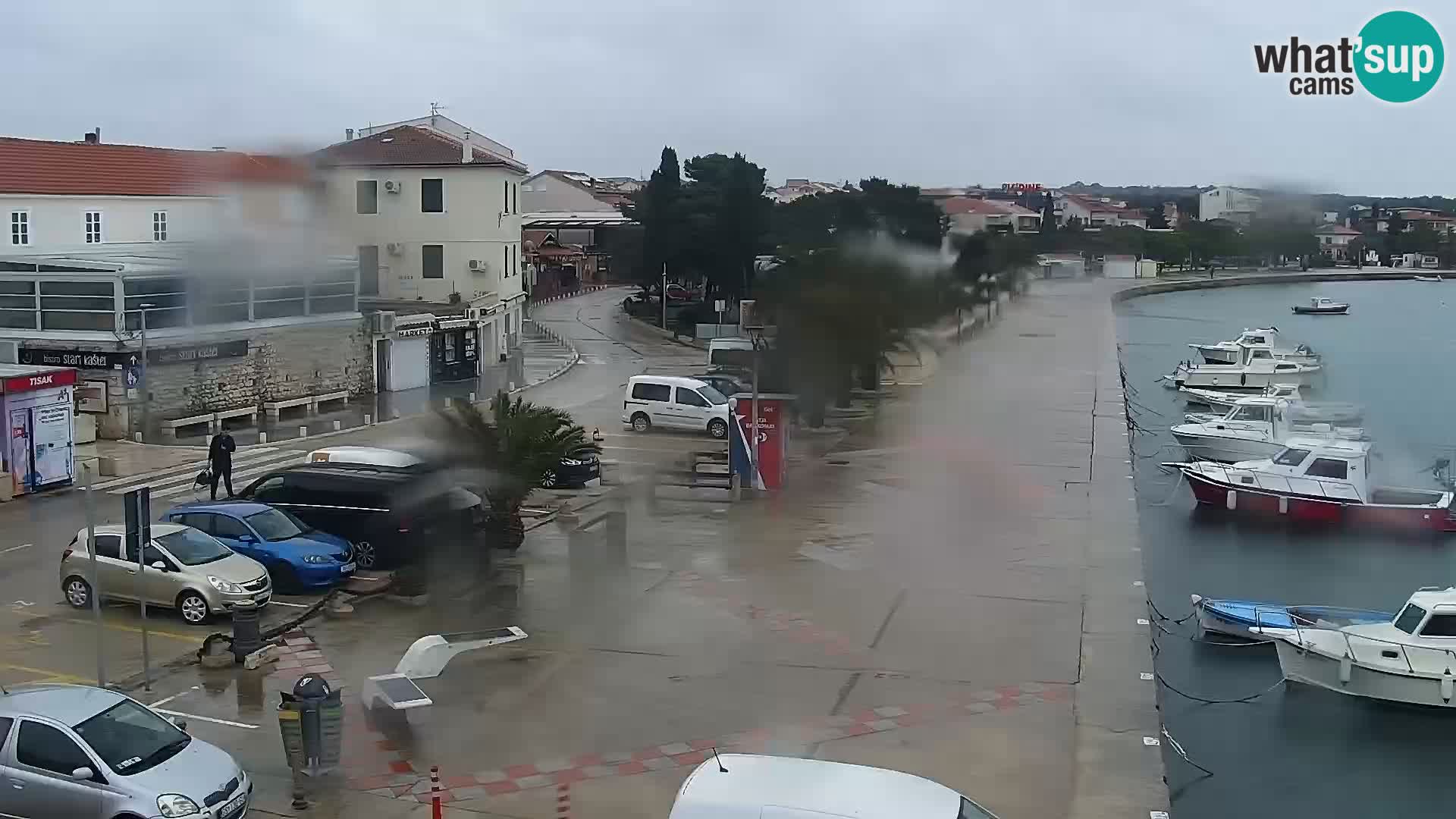 Novalja spletna kamera promenada