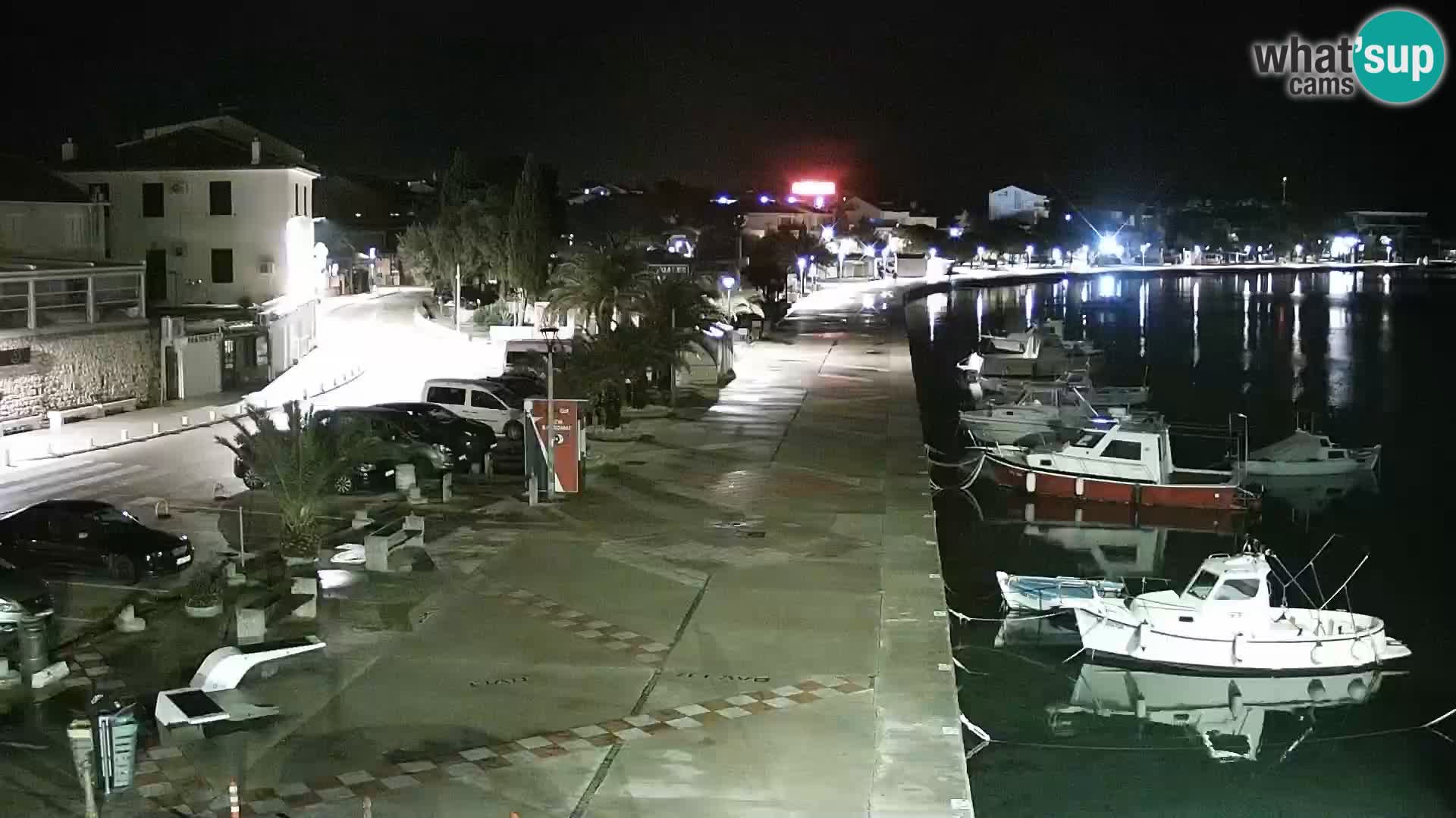 Webcam Novalja seaside promenade