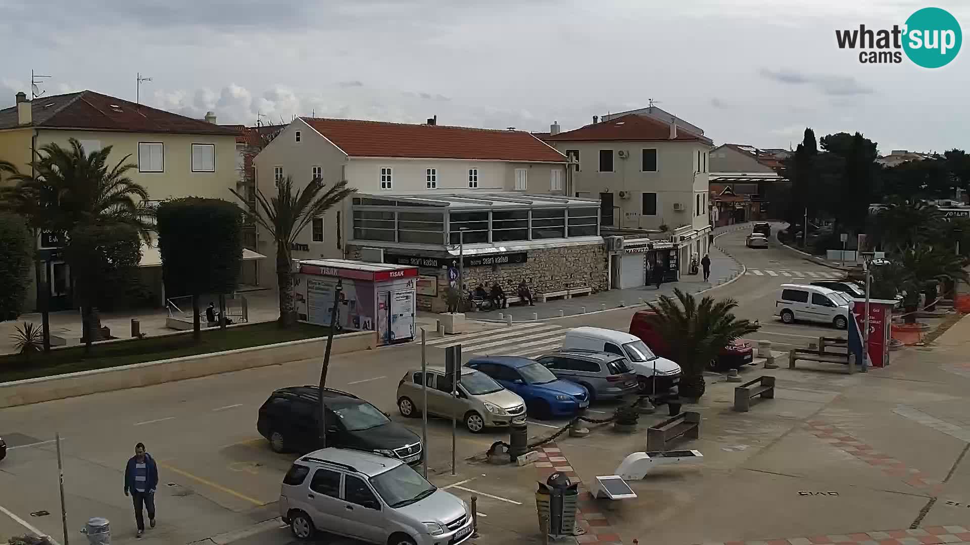 Webcam Novalja seaside promenade