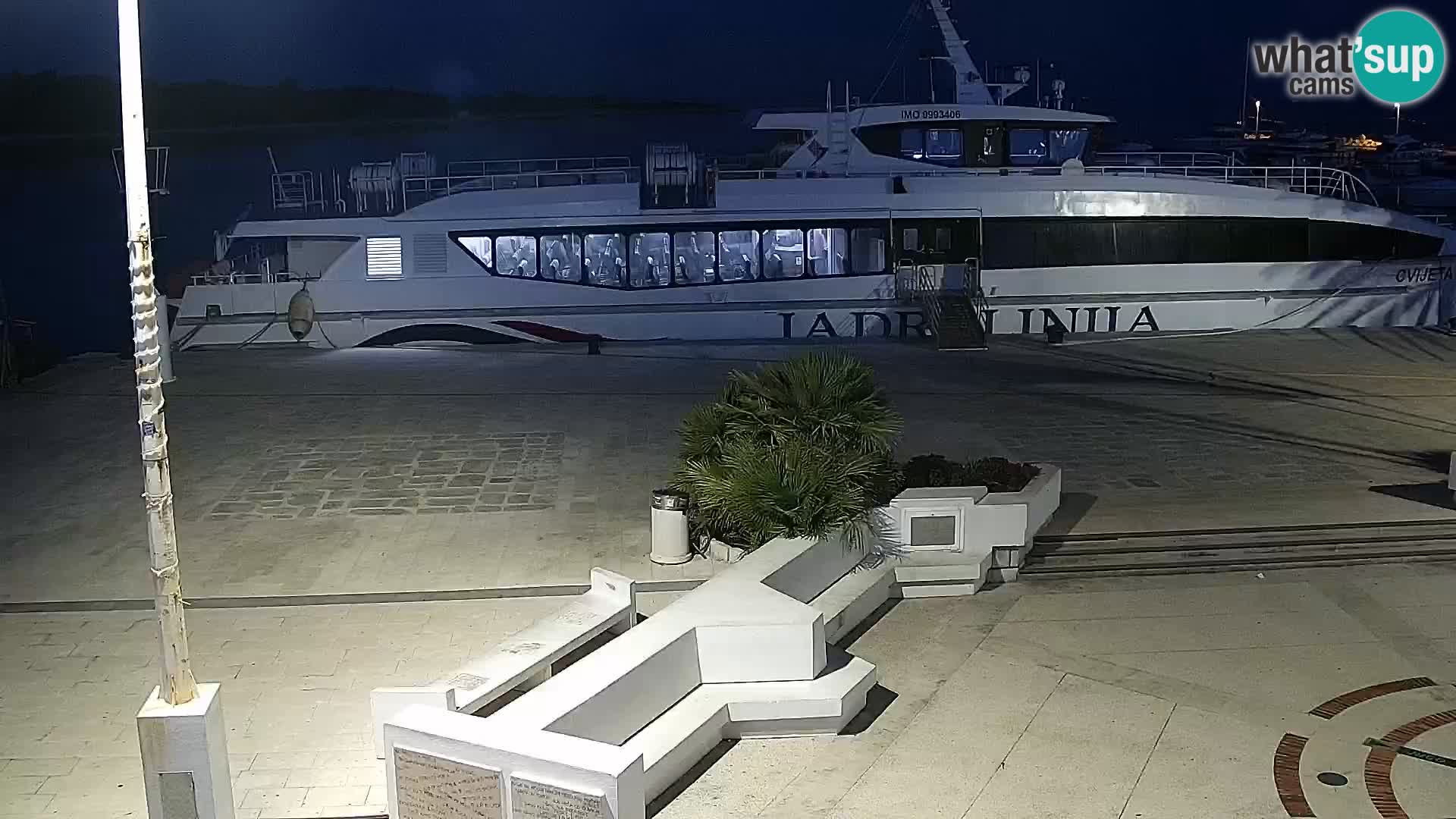 Webcam Novalja seaside promenade