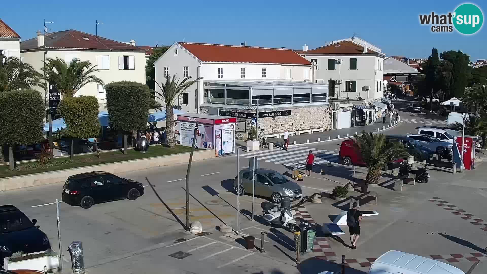 Novalja spletna kamera promenada