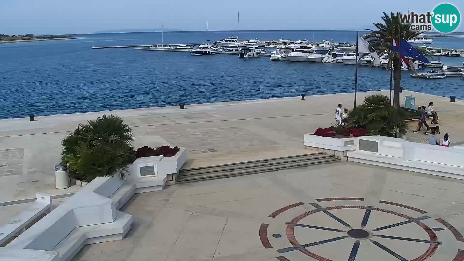 Web kamera Novalja promenada