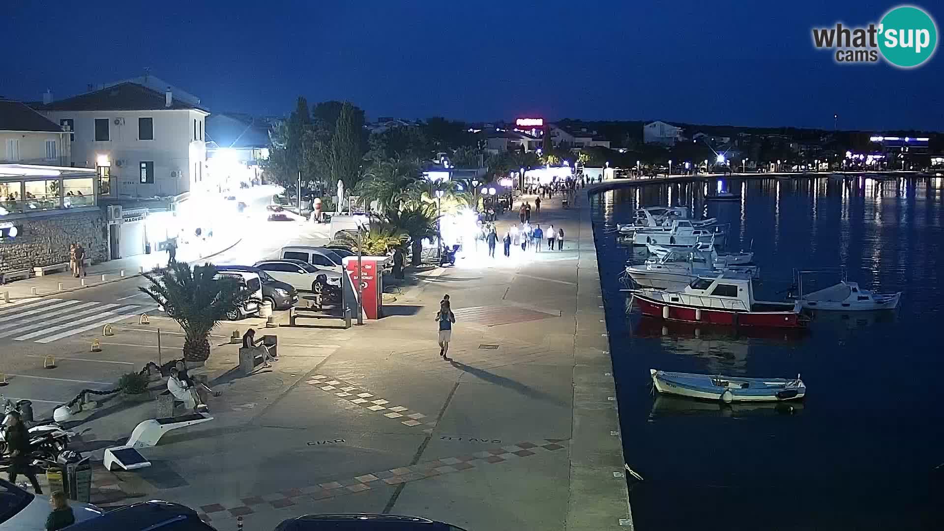 Novalja spletna kamera promenada