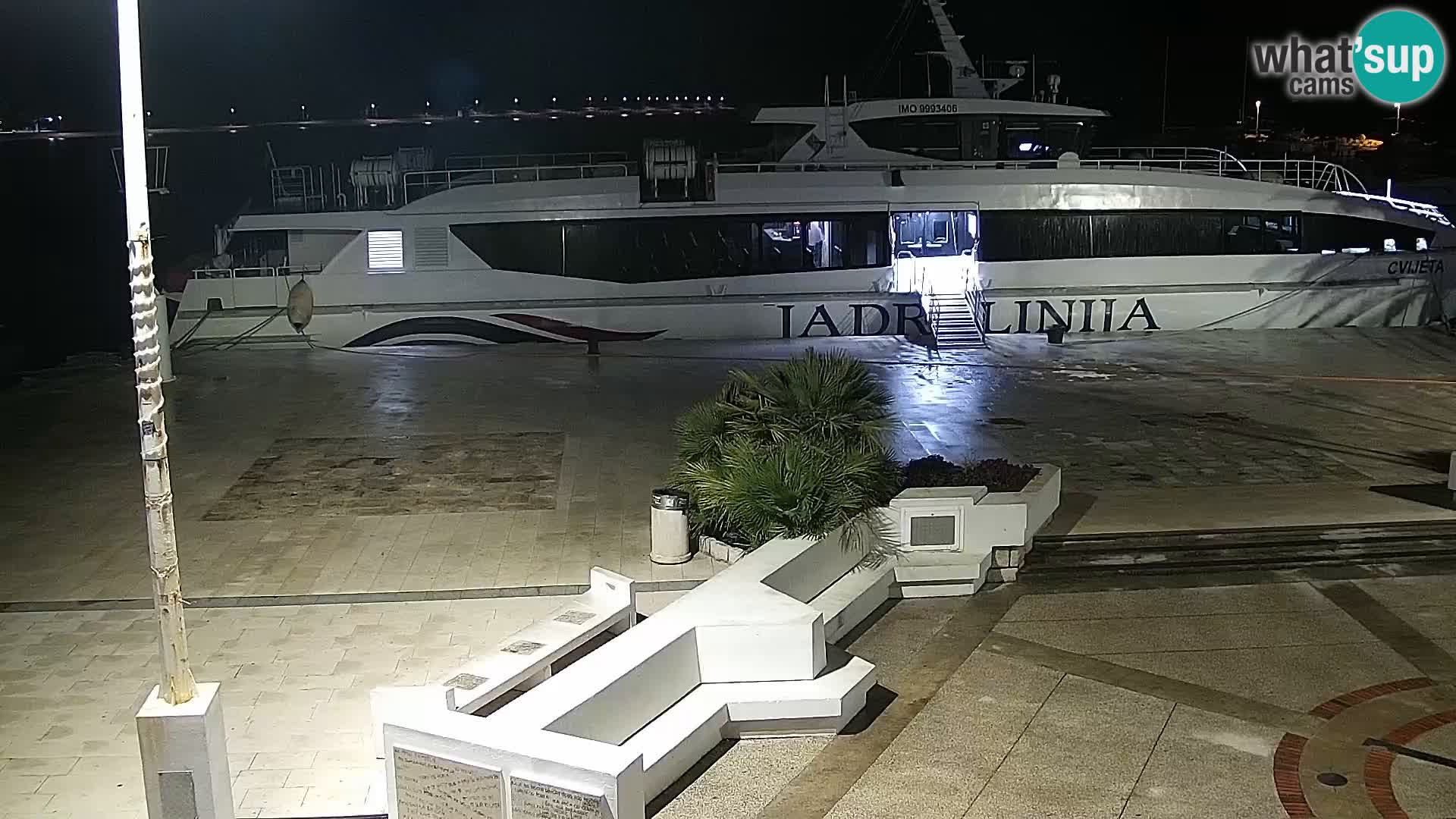 Webcam Novalja seaside promenade