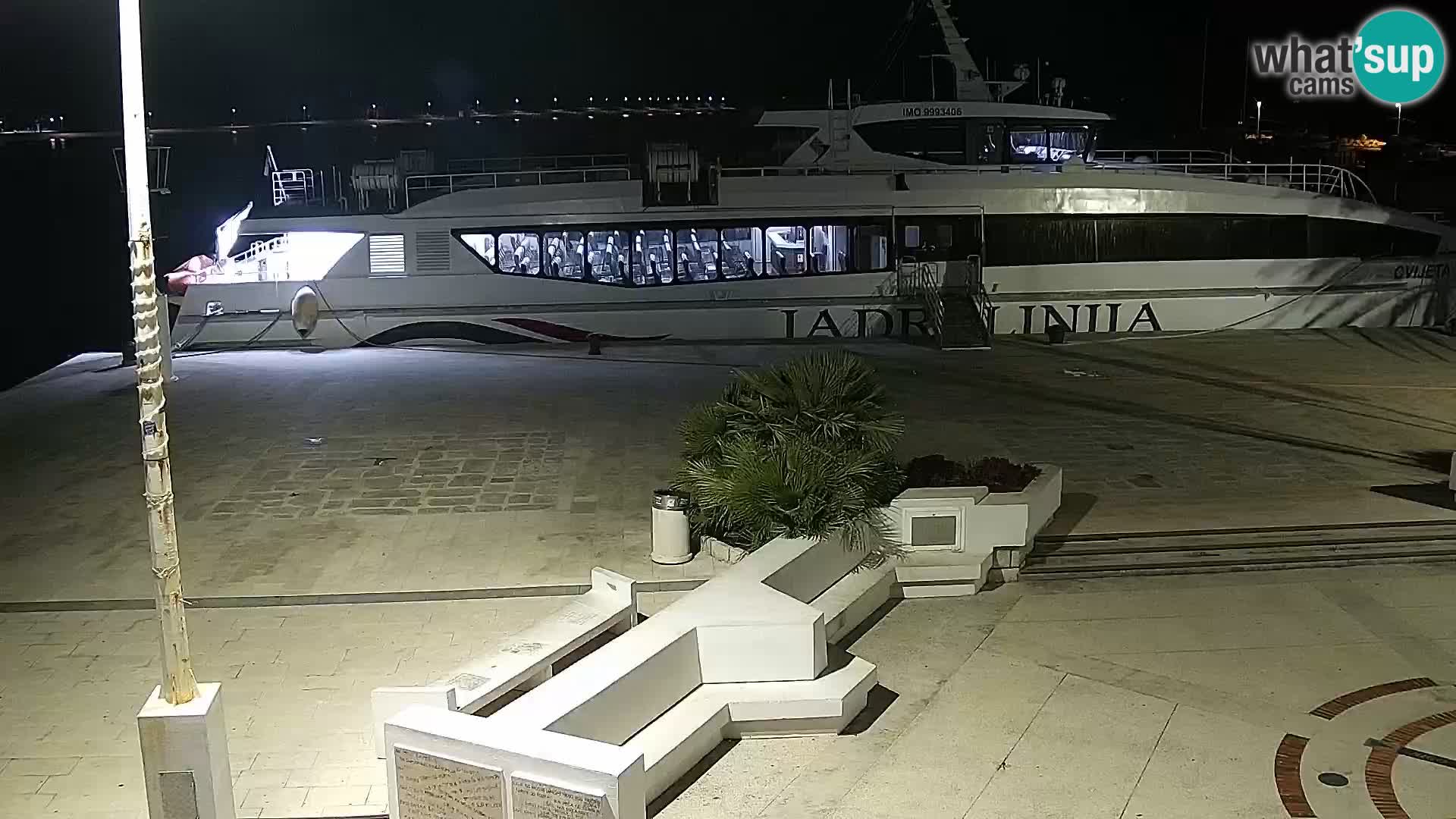 Livecam Promenade a Novalja