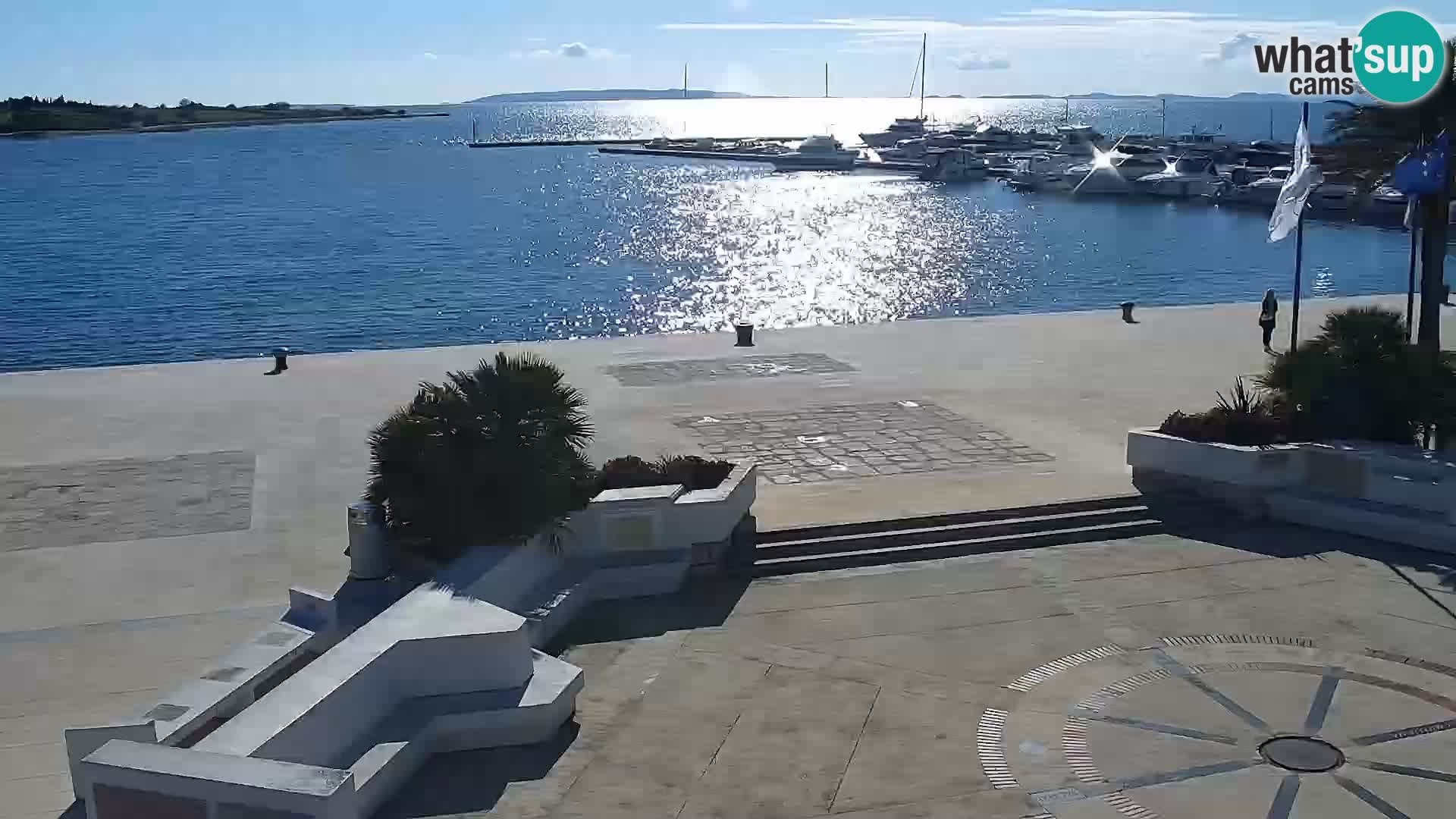 Novalja spletna kamera promenada