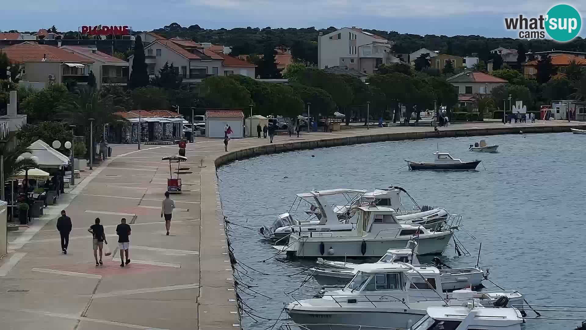 Webcam Novalja seaside promenade