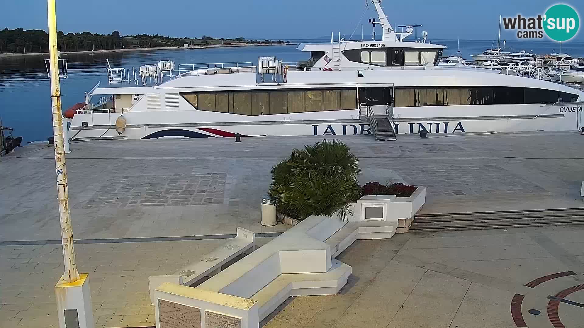 Livecam Promenade a Novalja