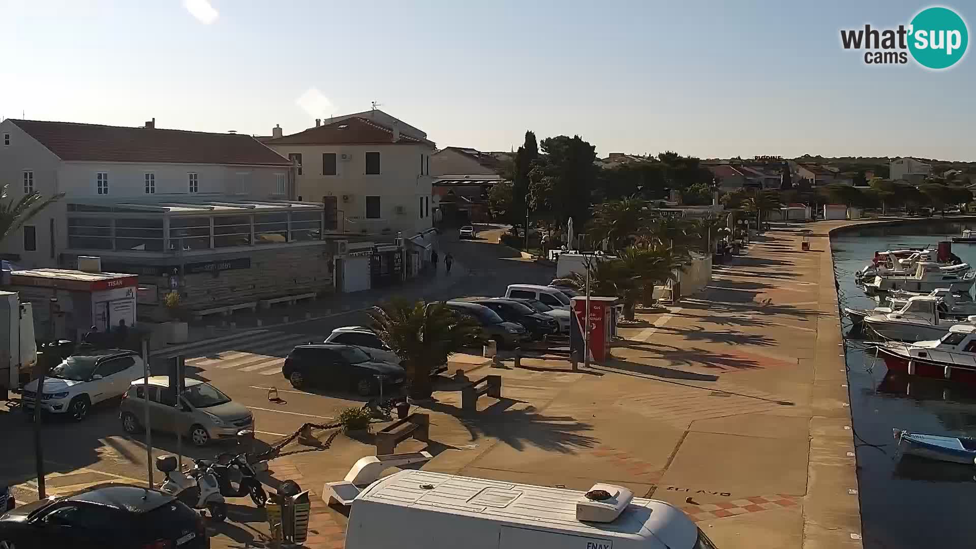 Novalja spletna kamera promenada