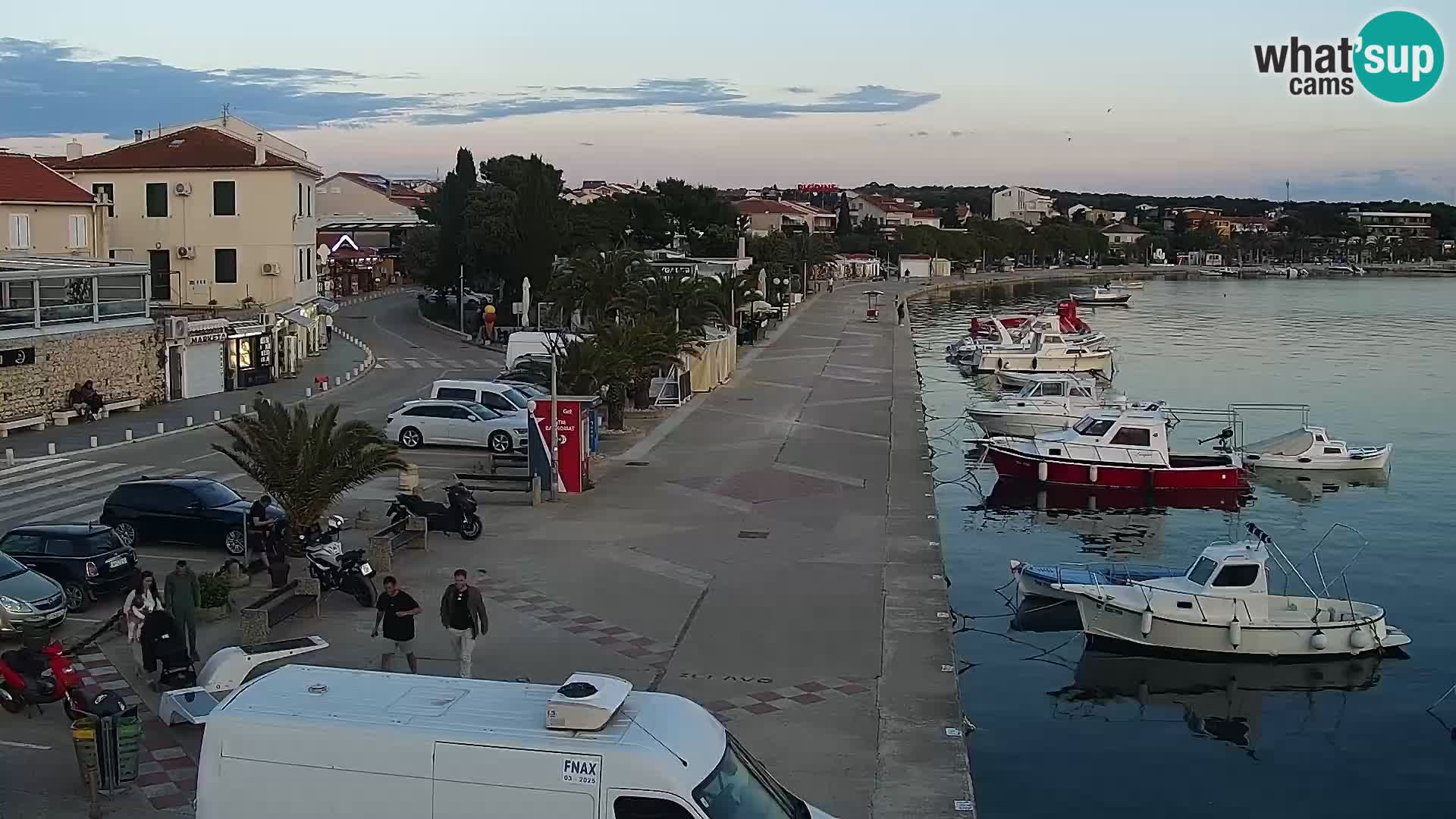 Novalja spletna kamera promenada