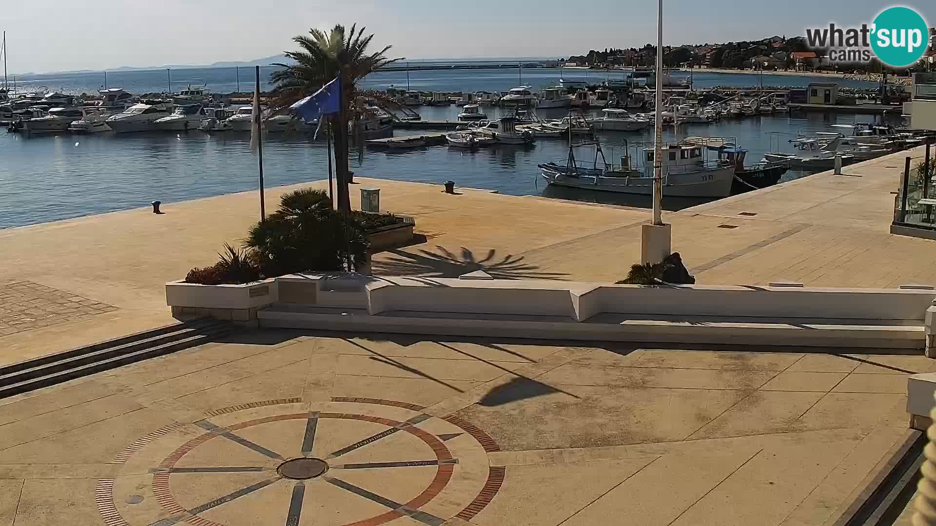 Web kamera Novalja promenada