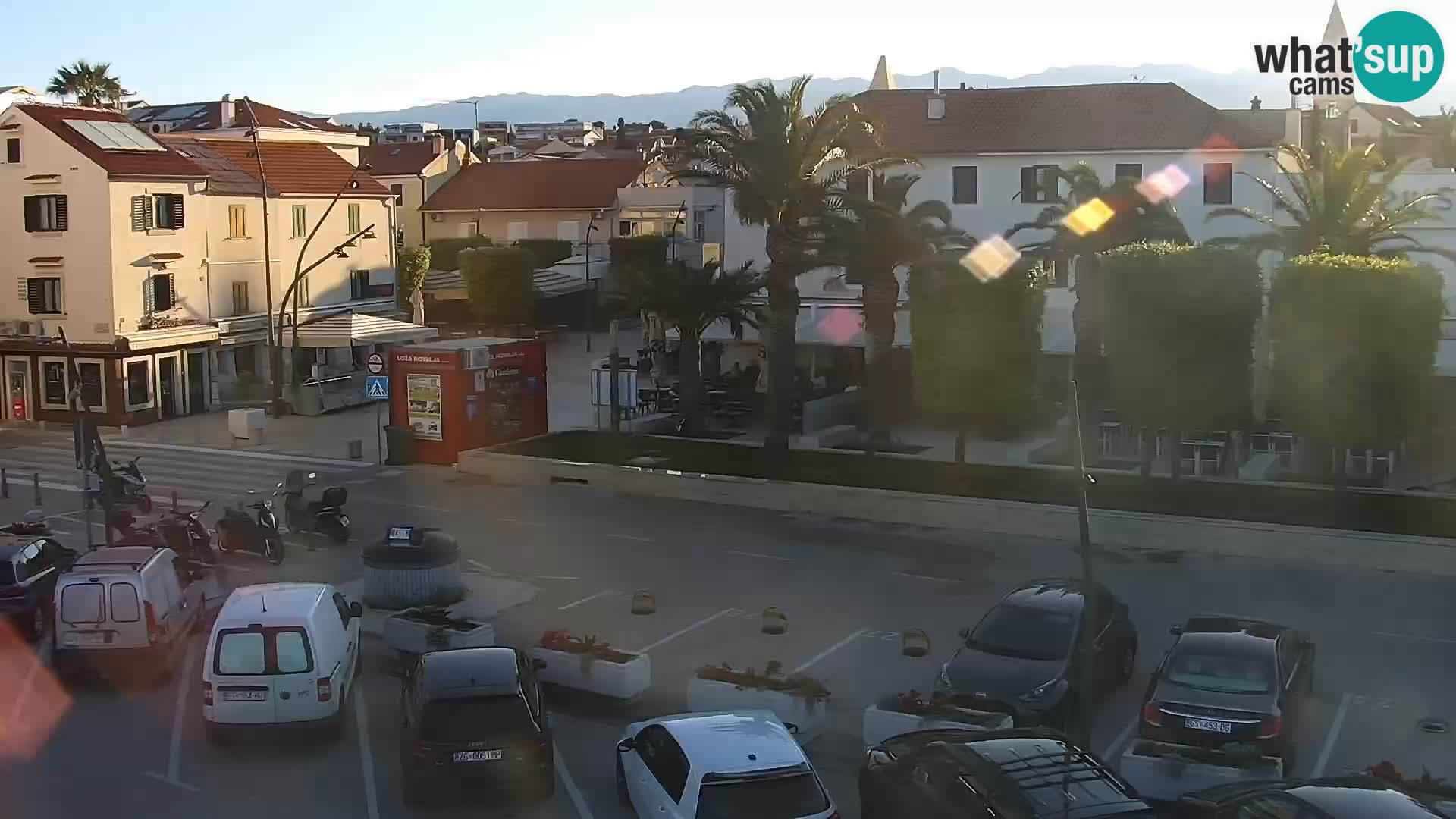 Novalja spletna kamera promenada