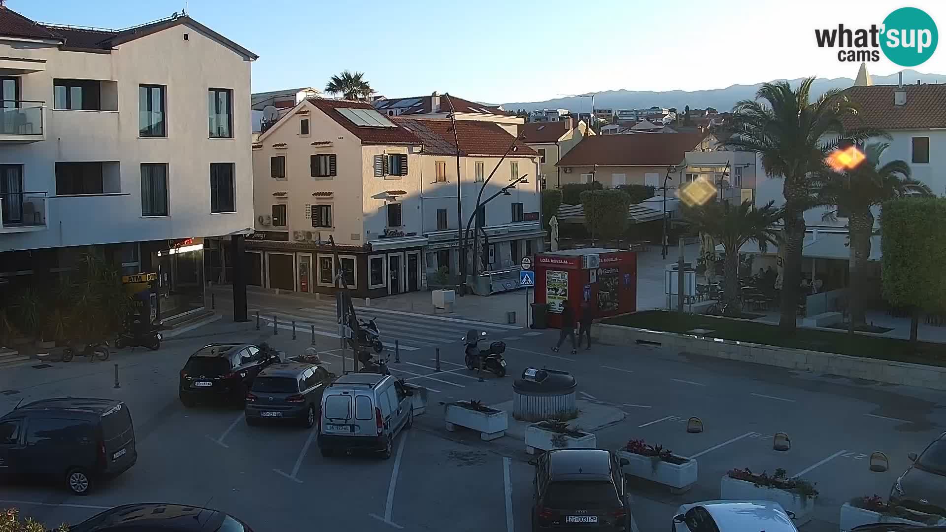 Novalja spletna kamera promenada