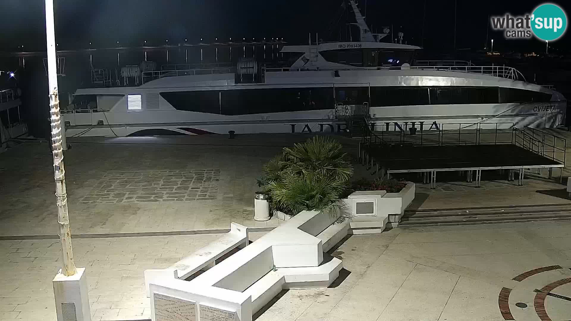 Livecam Promenade a Novalja