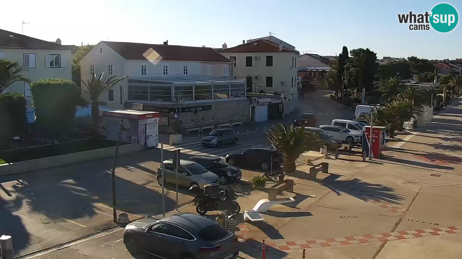 Novalja spletna kamera promenada