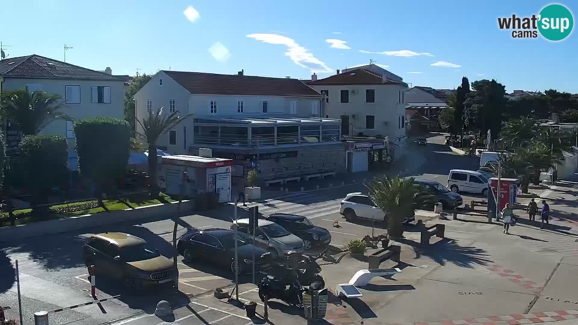 Web kamera Novalja promenada