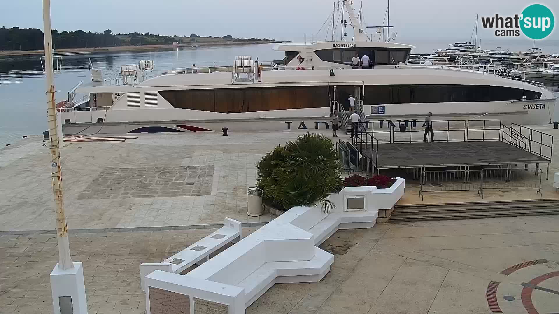 Livecam Promenade a Novalja