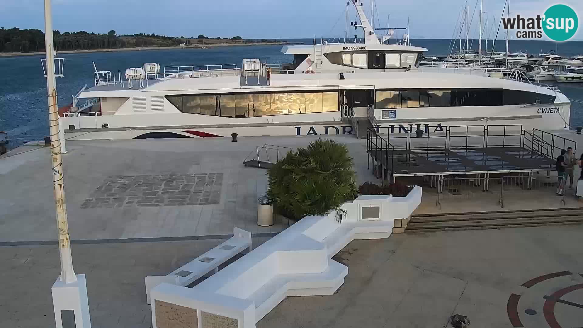 Novalja Livecam promenade