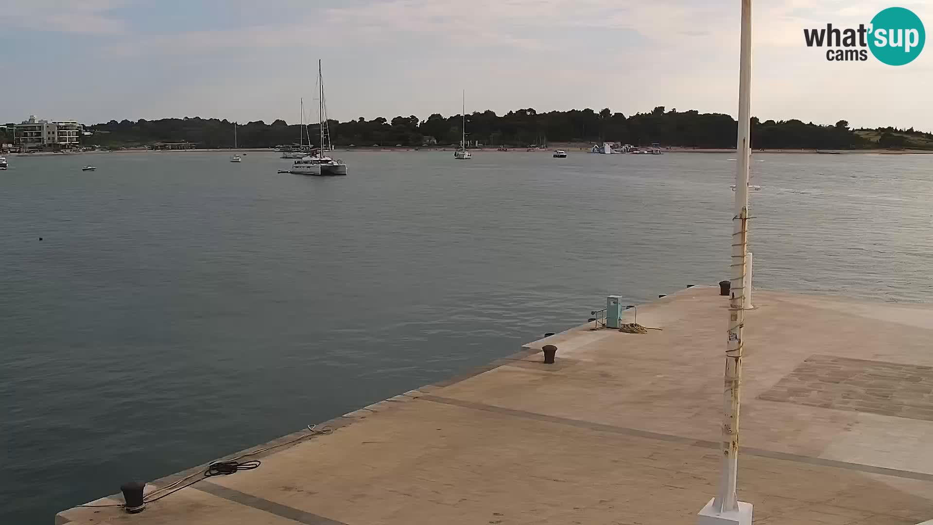 Novalja spletna kamera promenada