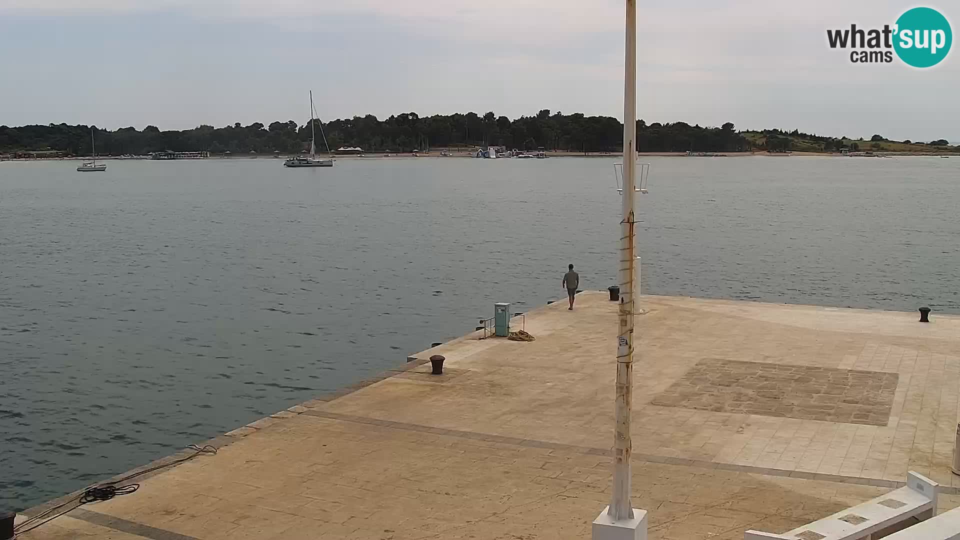Webcam Novalja seaside promenade