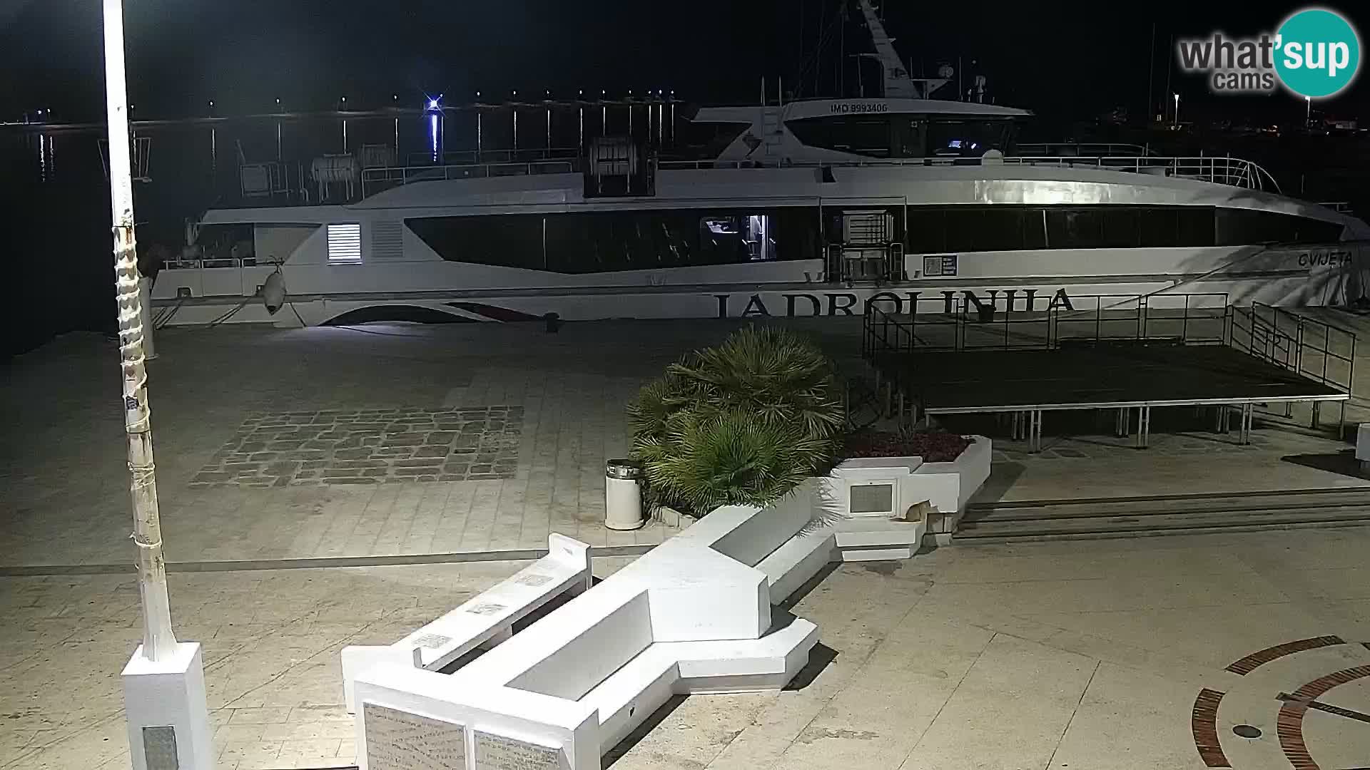 Livecam Promenade a Novalja