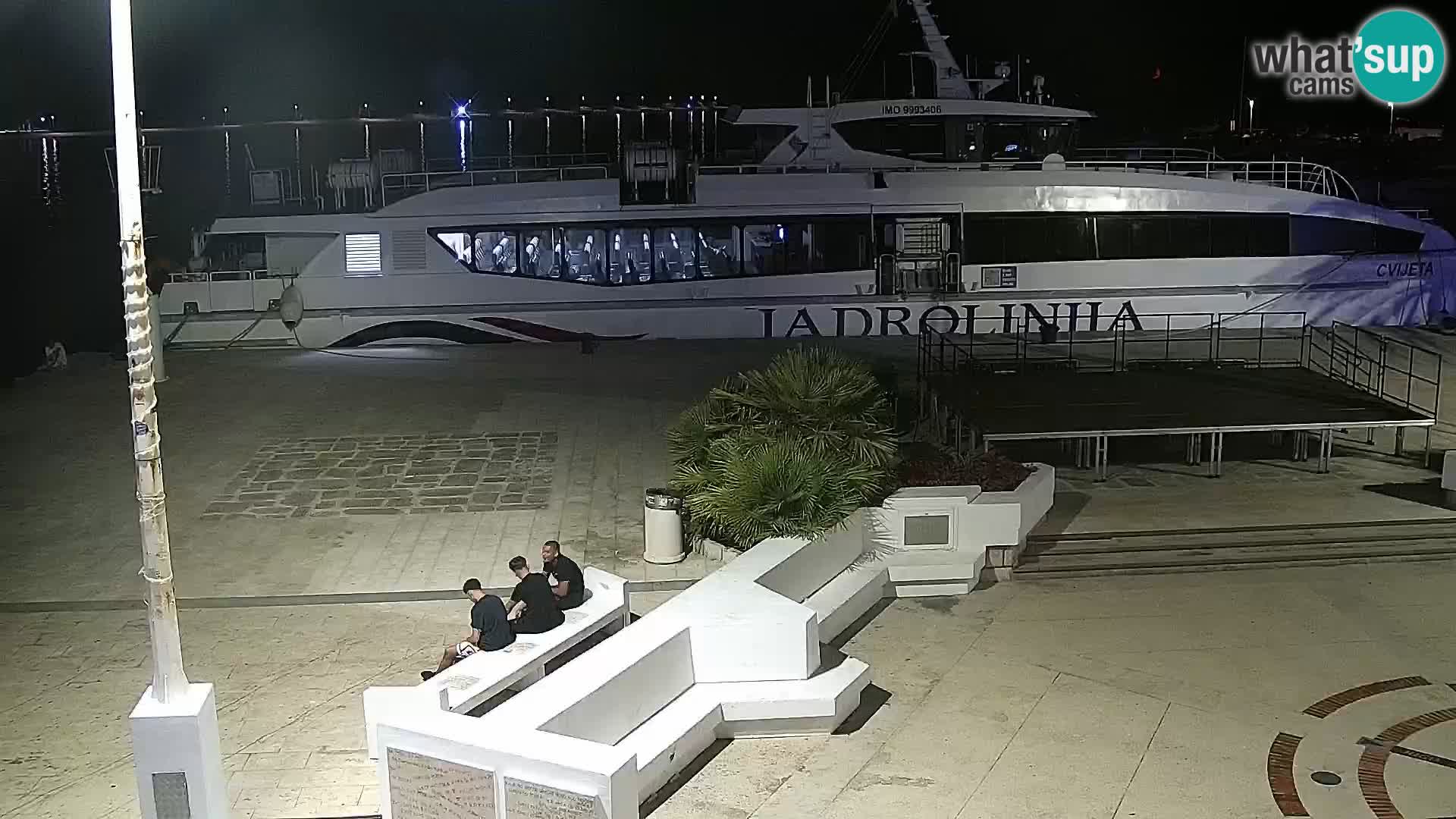 Webcam Novalja seaside promenade