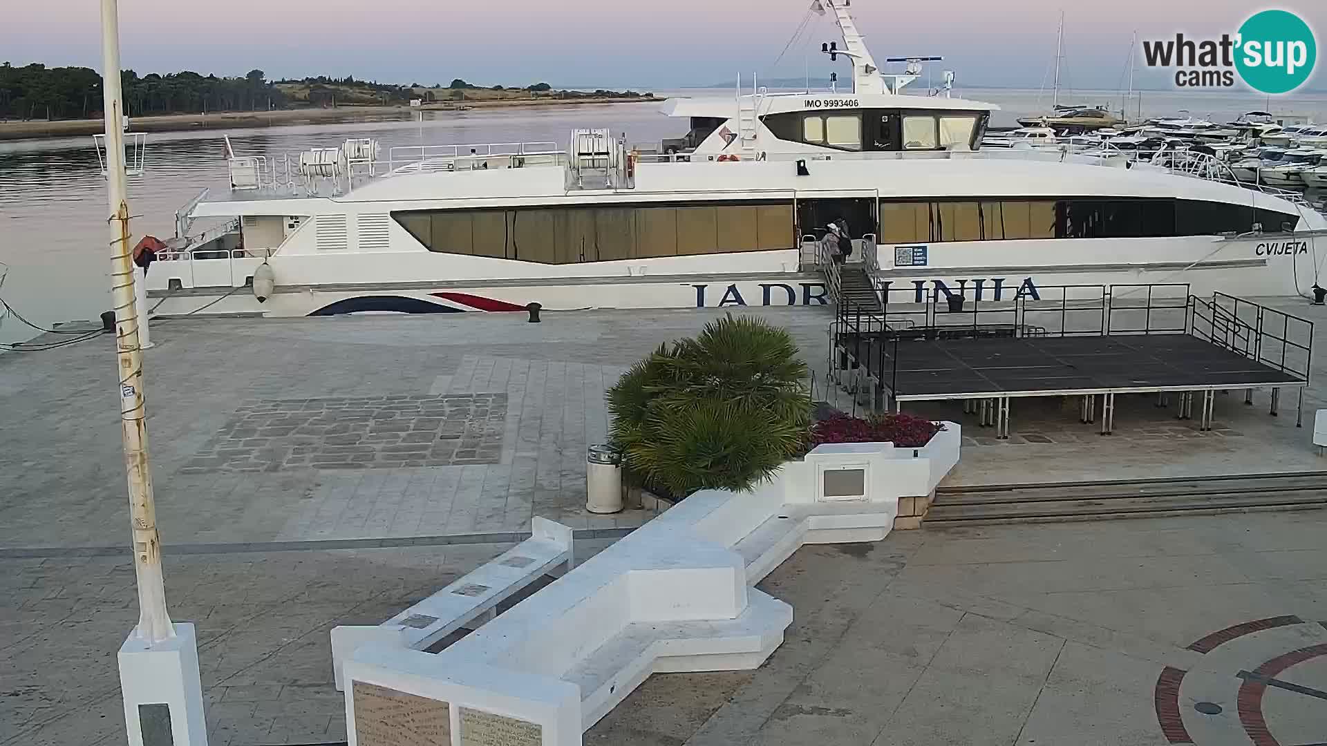 Livecam Promenade a Novalja