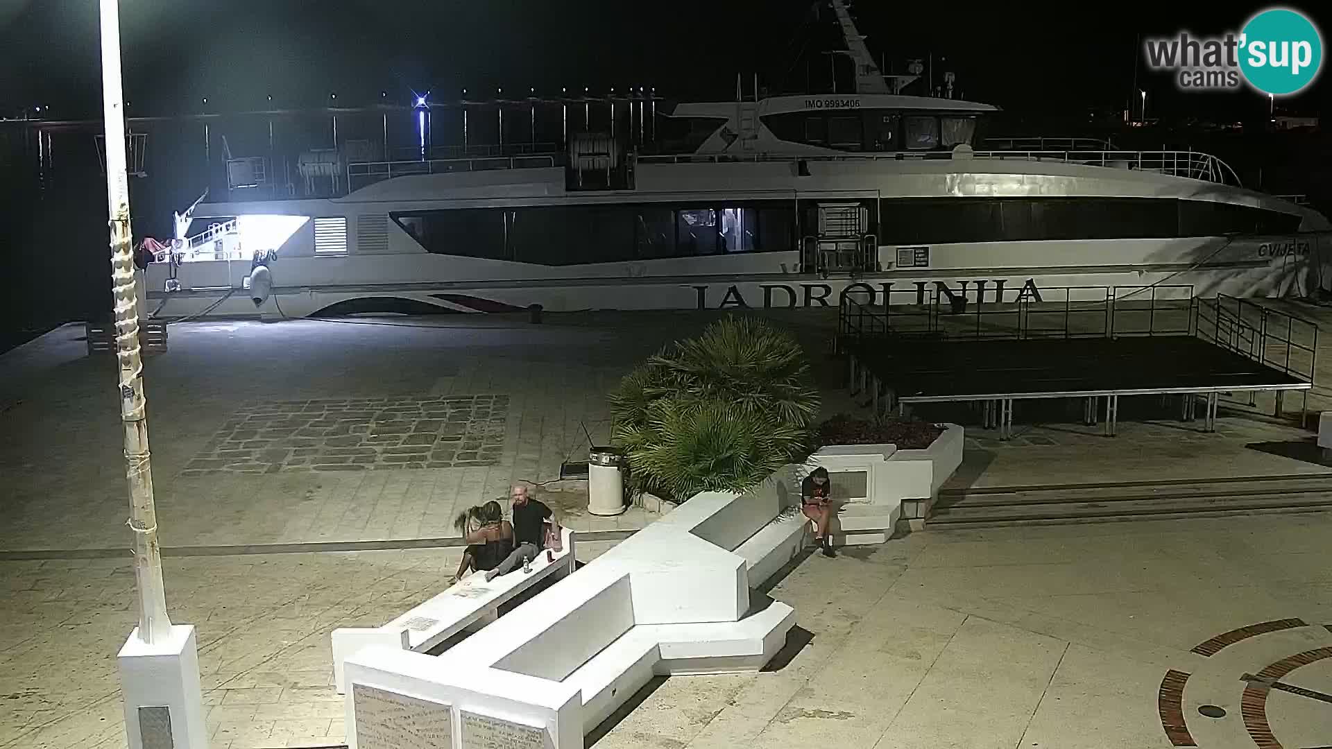 Webcam Novalja seaside promenade