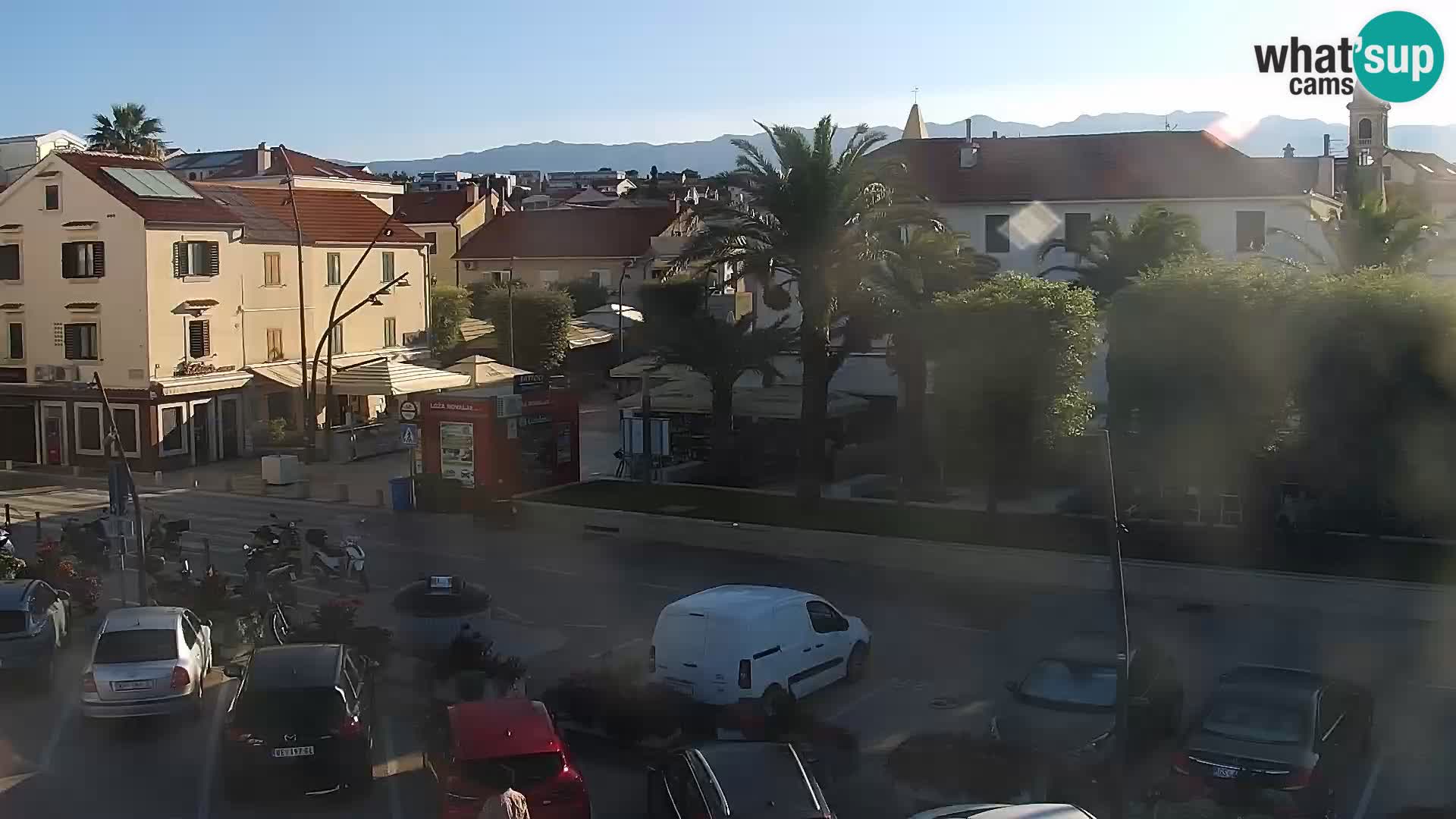 Novalja spletna kamera promenada
