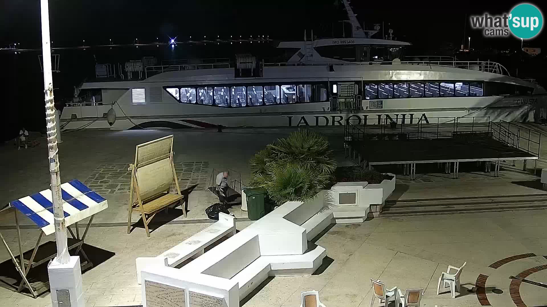 Livecam Promenade a Novalja