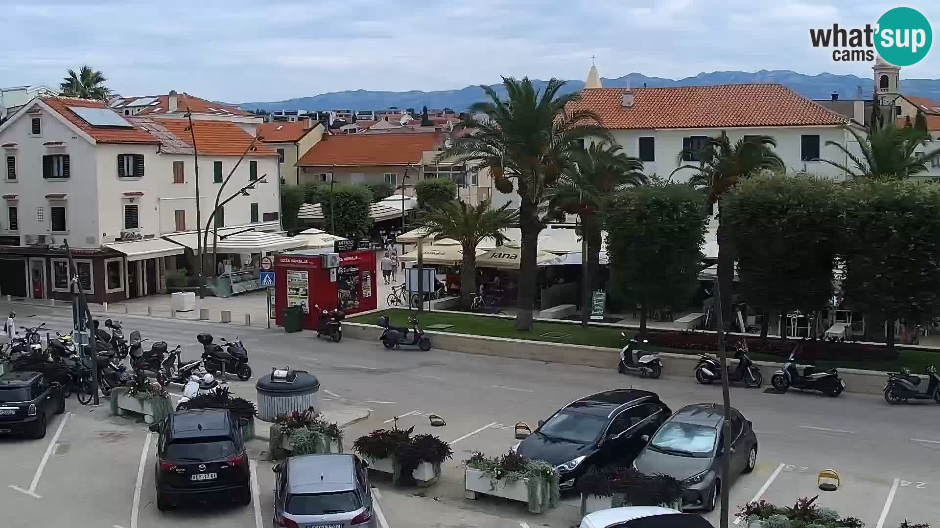Novalja spletna kamera promenada
