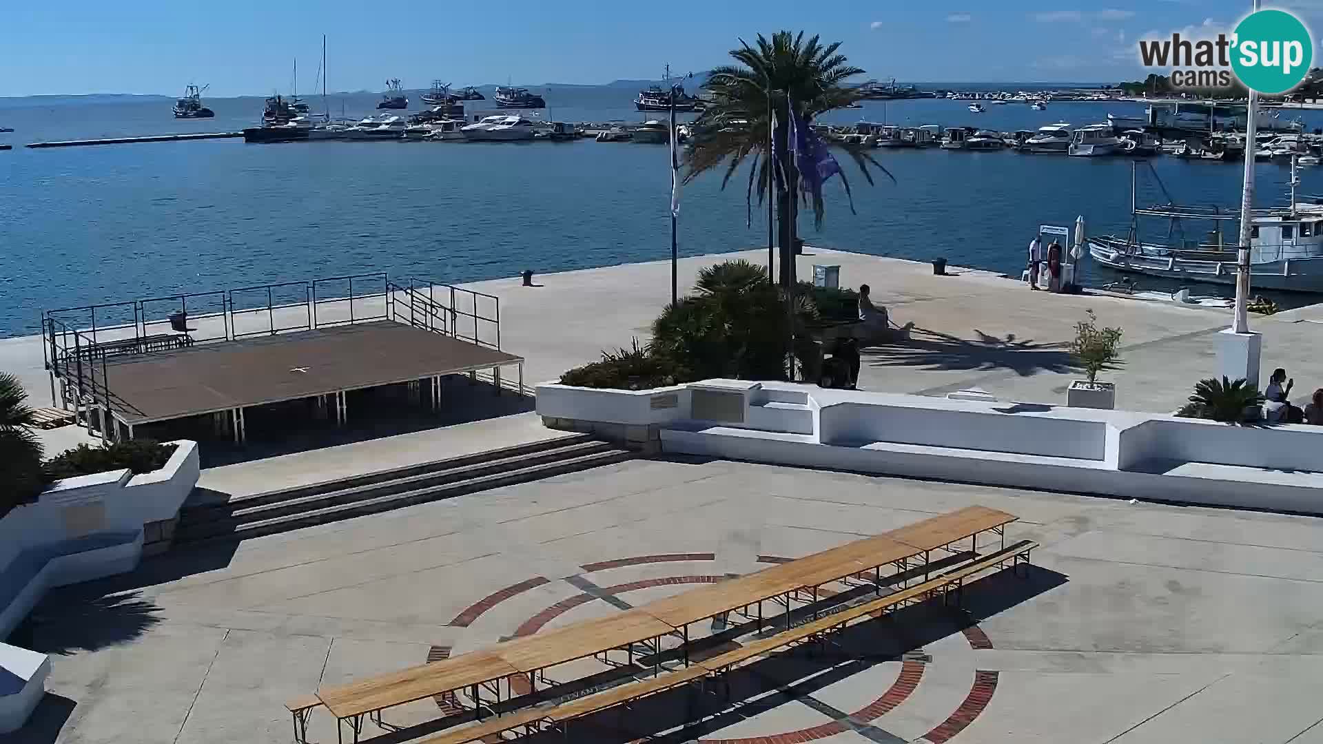 Novalja spletna kamera promenada
