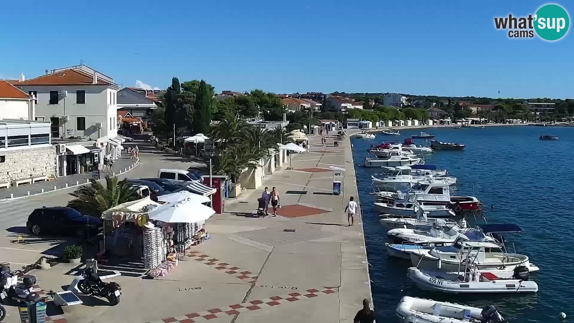 Novalja spletna kamera promenada