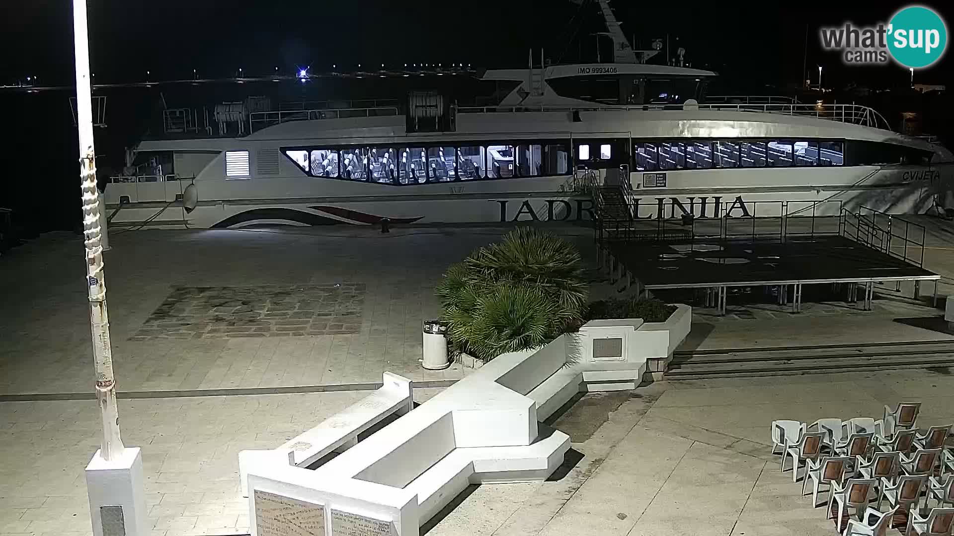 Novalja spletna kamera promenada