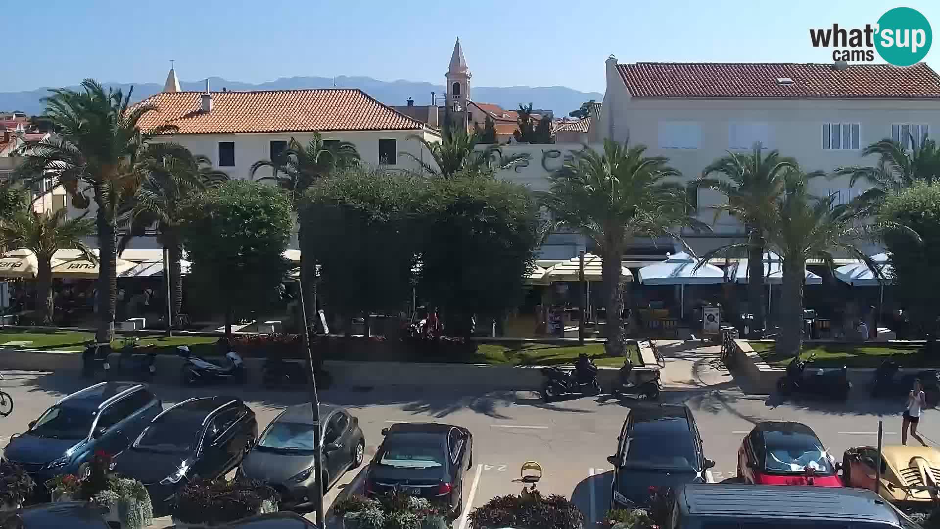 Novalja spletna kamera promenada