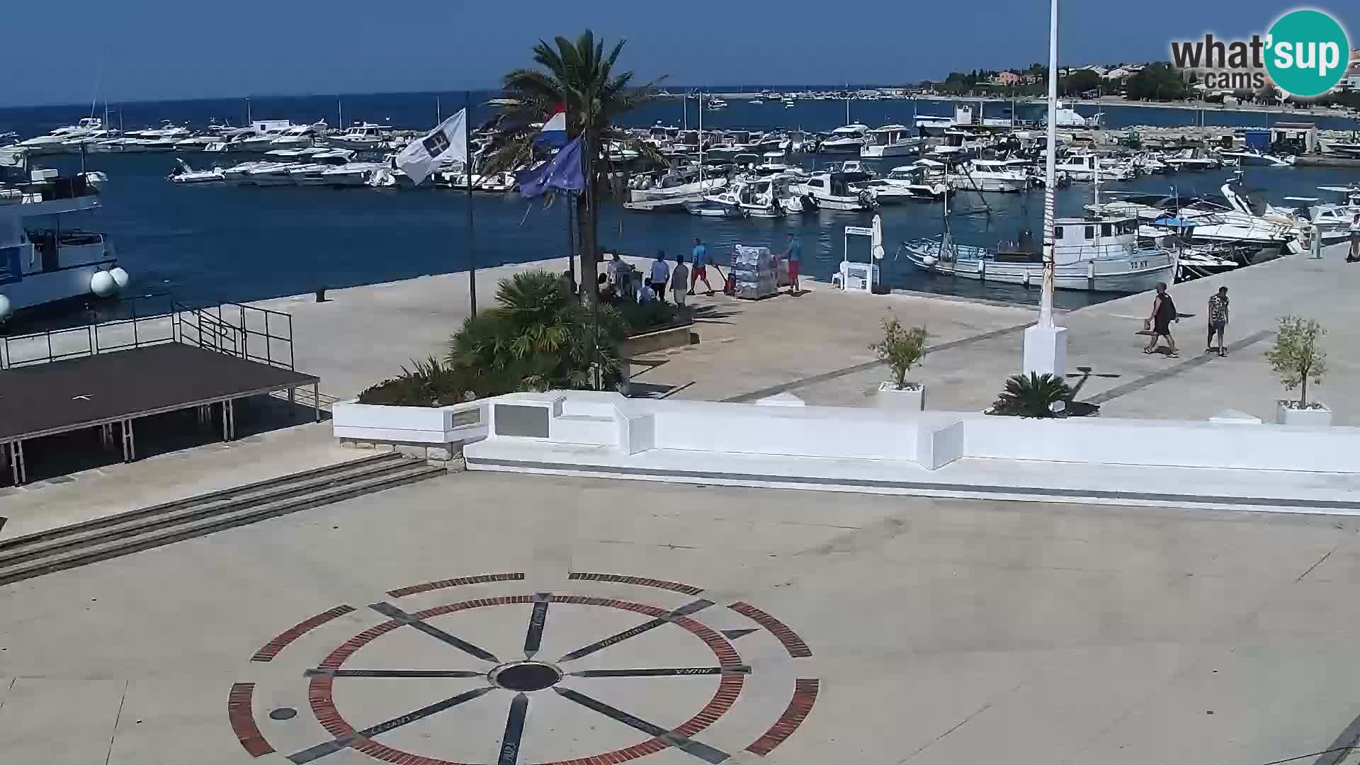 Novalja spletna kamera promenada