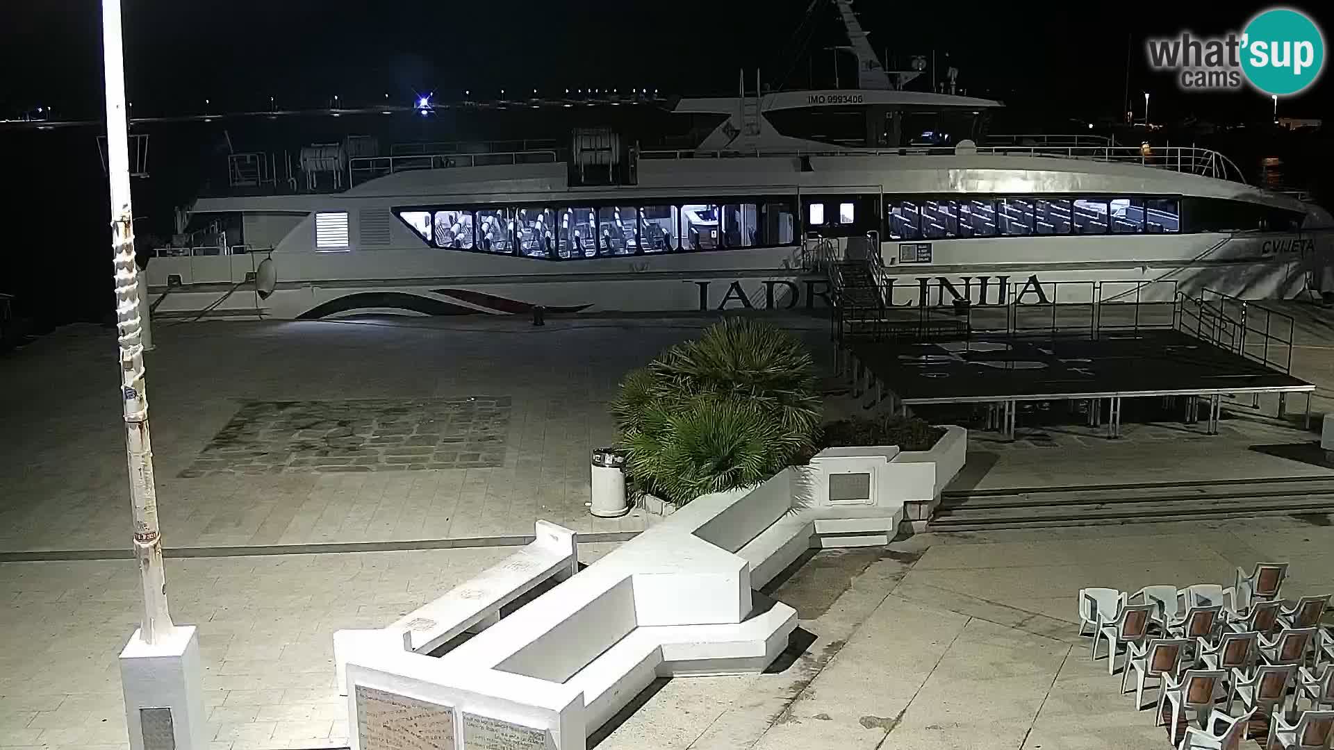 Webcam Novalja seaside promenade