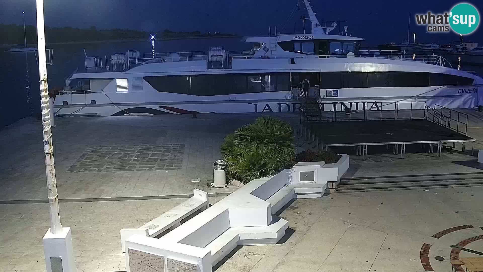 Webcam Novalja seaside promenade