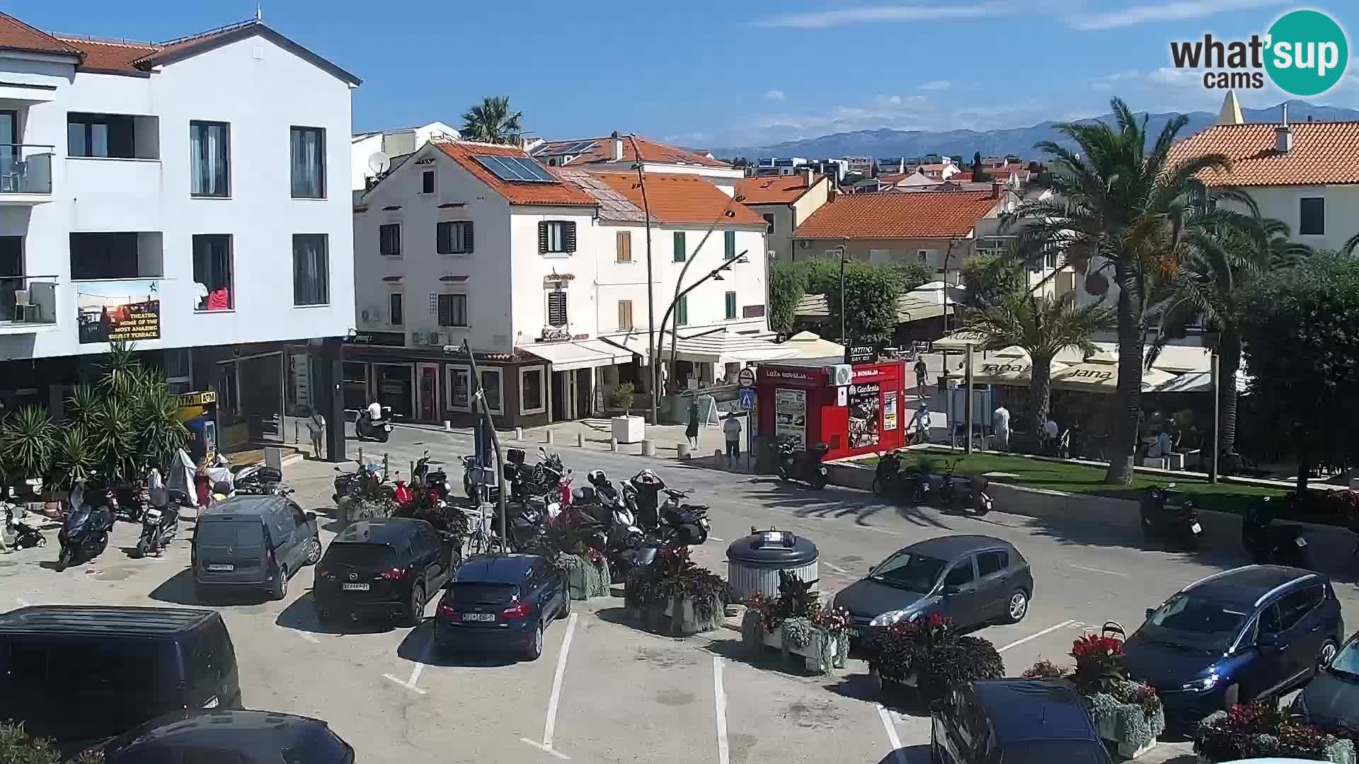 Novalja spletna kamera promenada
