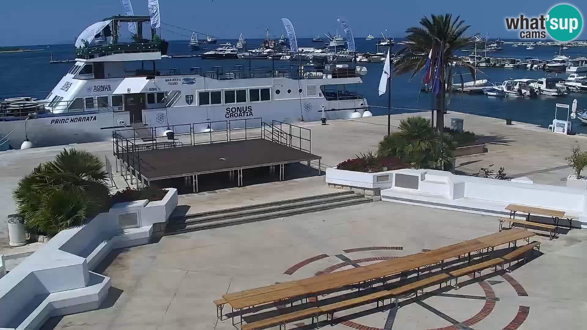 Livecam Promenade a Novalja