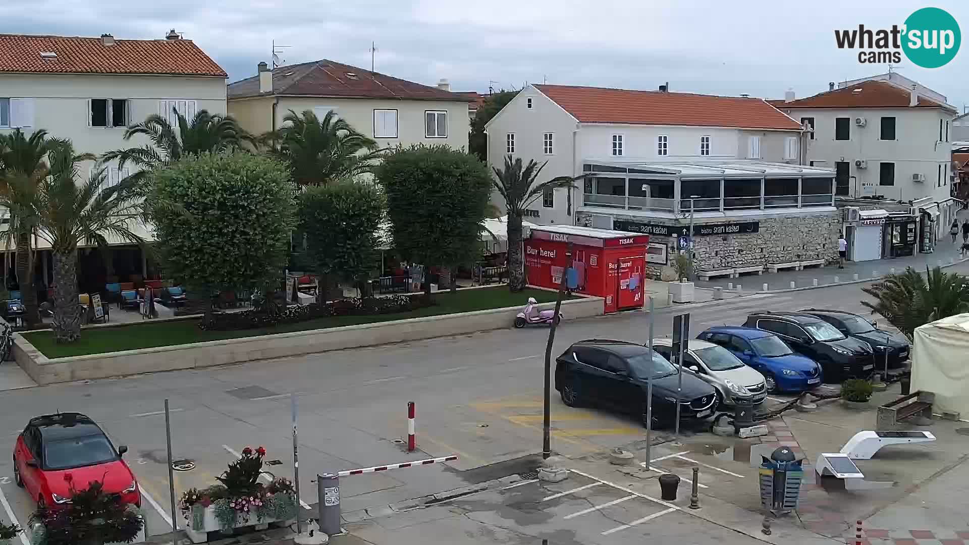 Webcam Novalja seaside promenade
