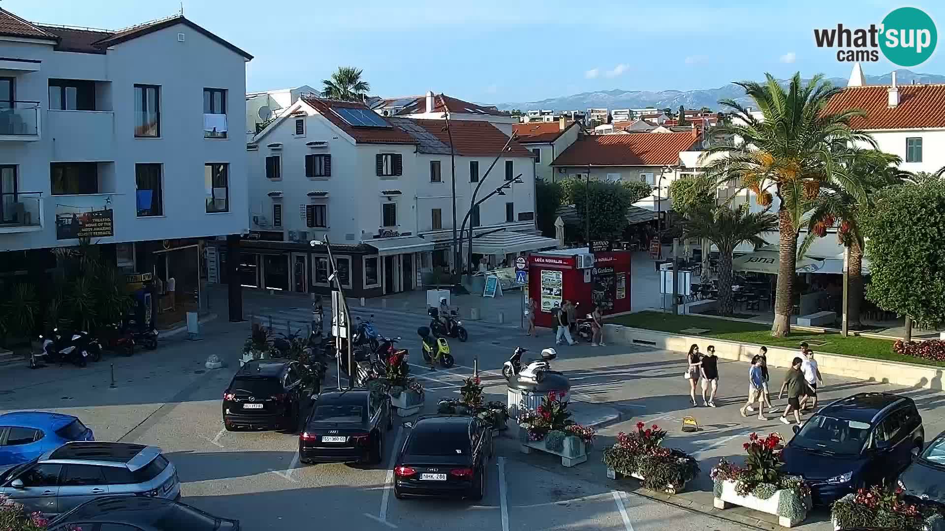 Novalja spletna kamera promenada