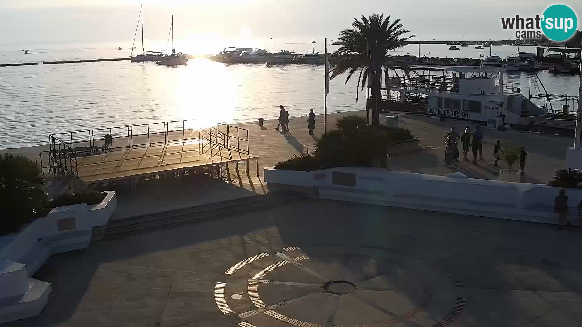 Web kamera Novalja promenada