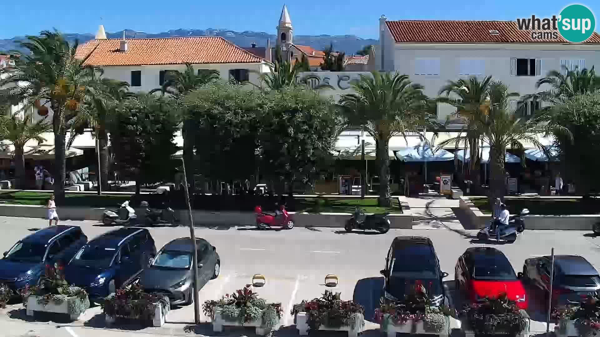 Web kamera Novalja promenada