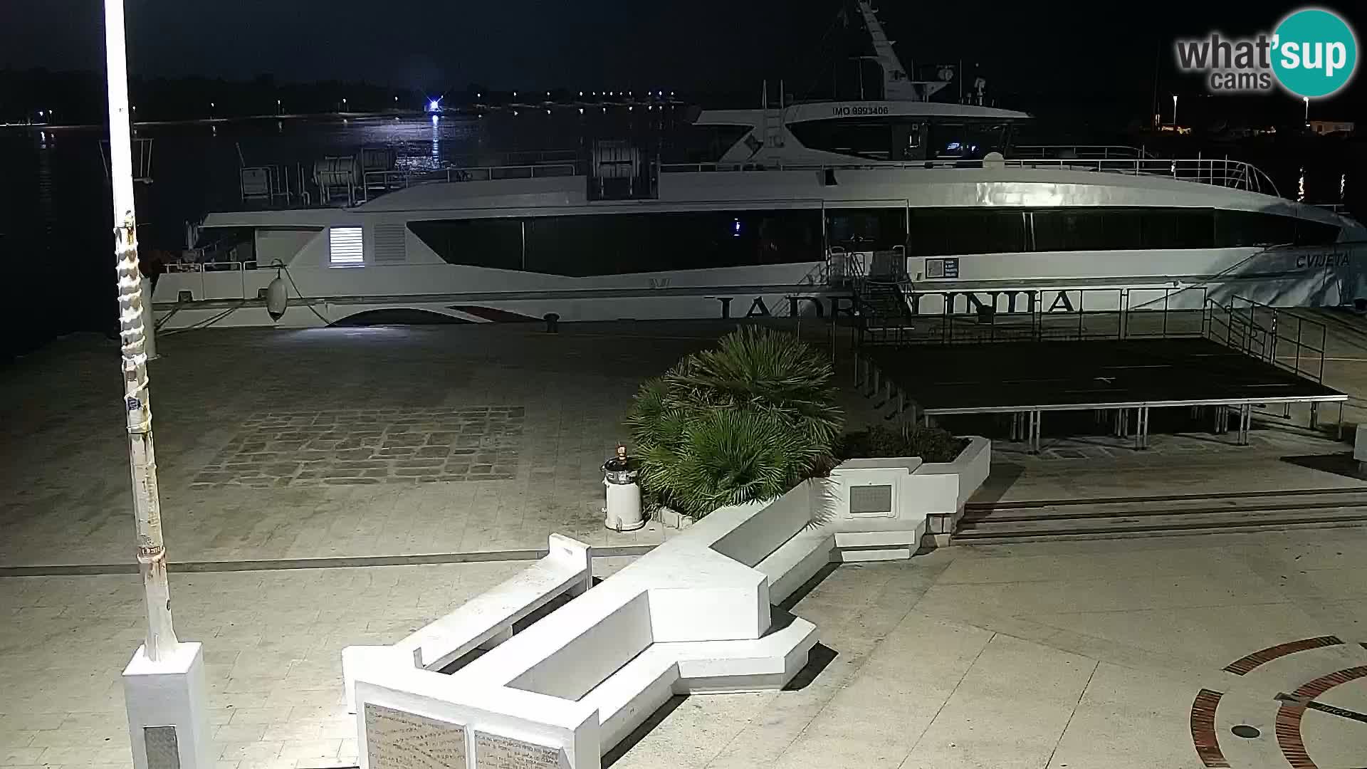 Webcam Novalja seaside promenade