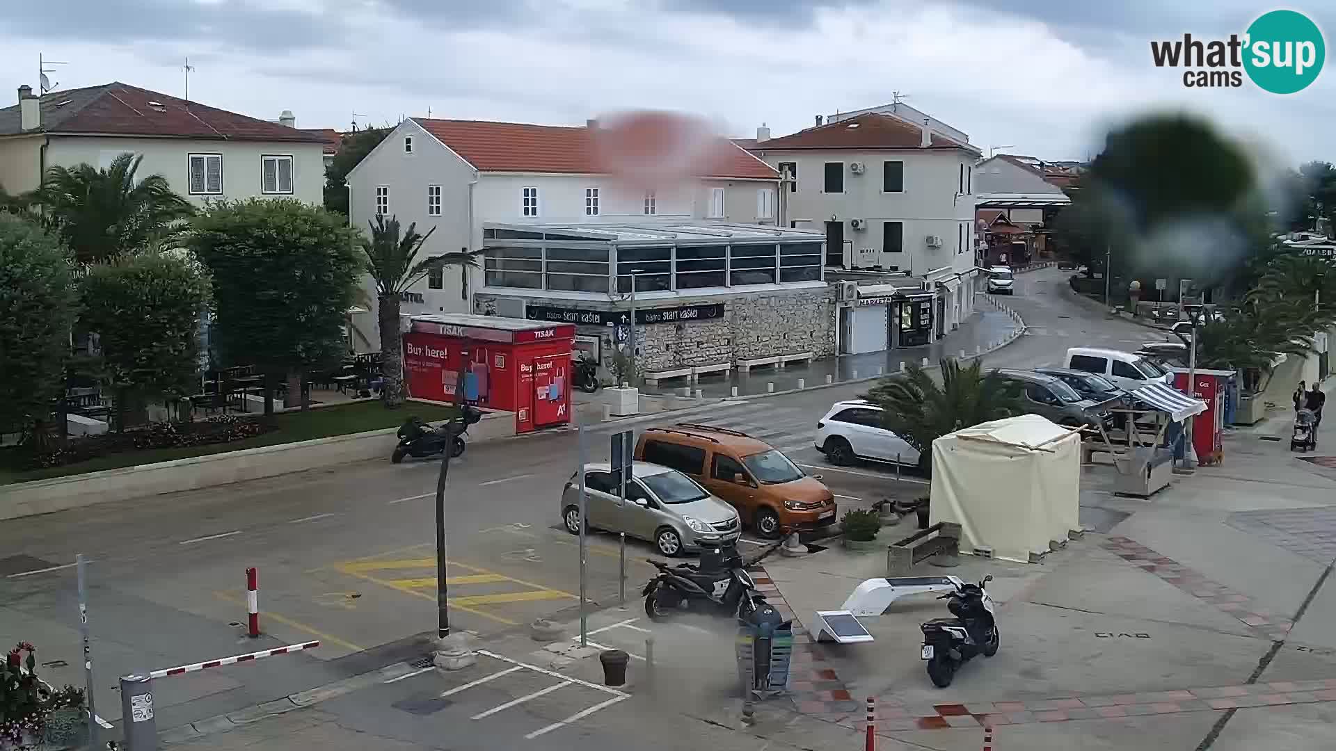 Webcam Novalja seaside promenade